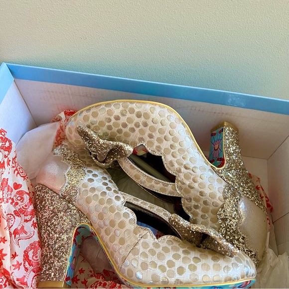 Irregular Choice Curtain Call Gold - Picture 11 of 13